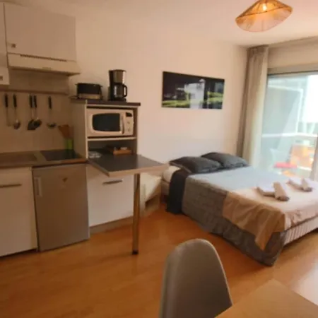 25 M2 Vendome Au Coeur D'aix-les-bains, Balcon *
