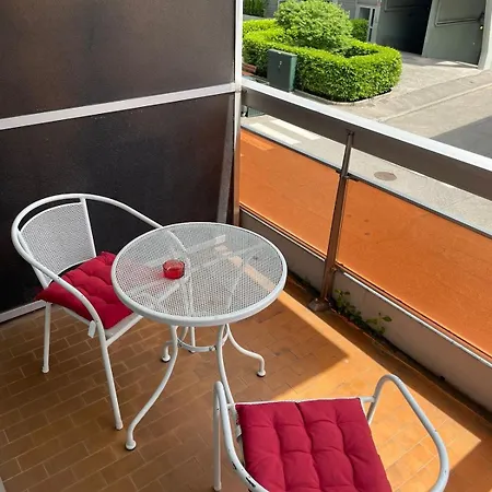 25 M2 Vendome Au Coeur D'aix-les-bains, Balcon Apartment